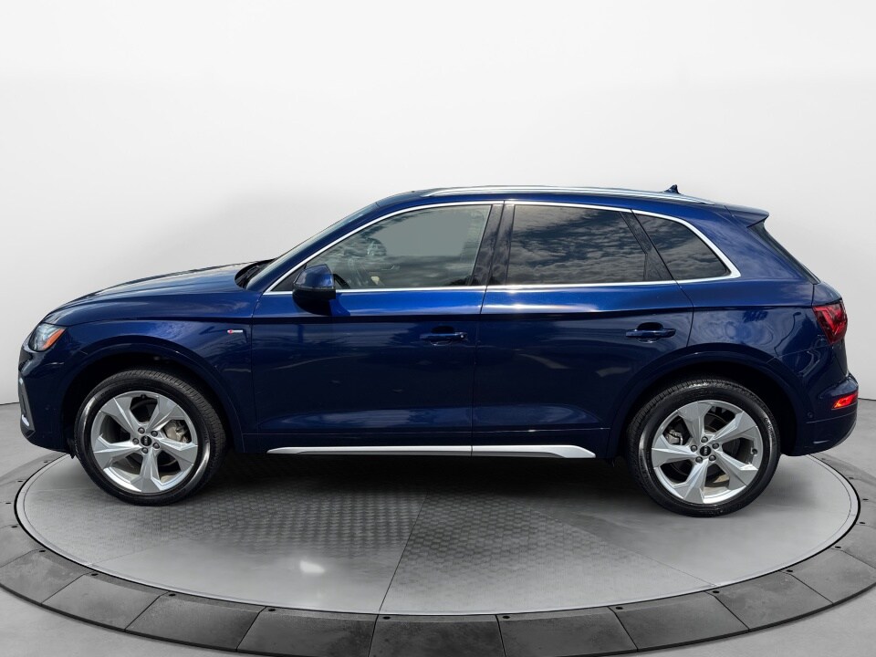2022 Audi Q5 Prestige 45 TFSI S line Premium photo 4