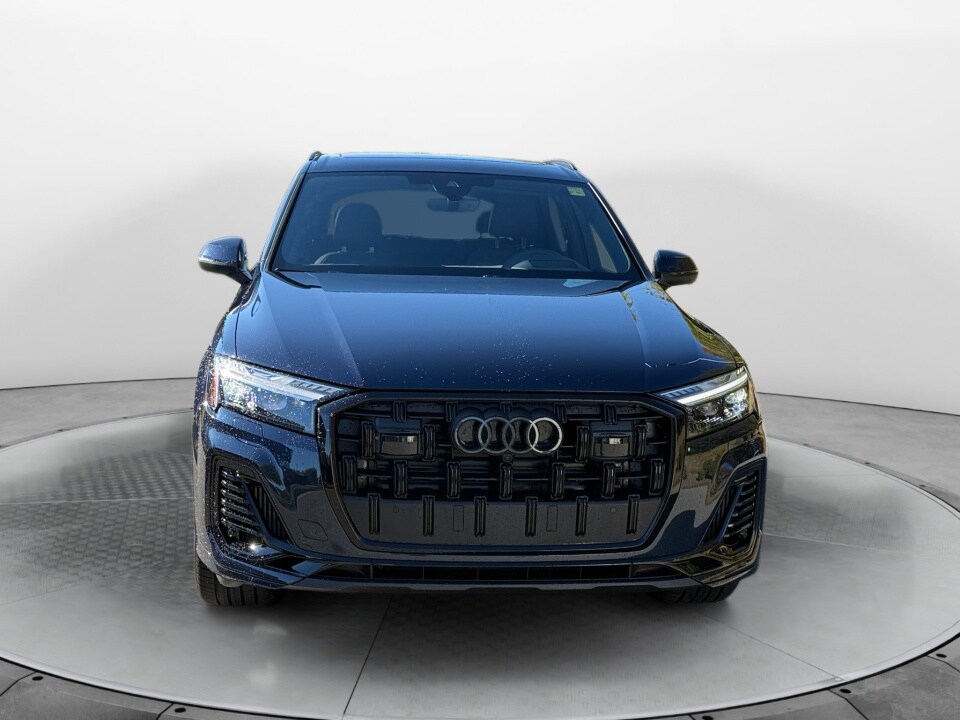2025 Audi Q7 Prestige 55 photo 2