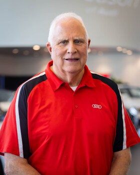 Staff member Bob Swan from cd59c5256b9d