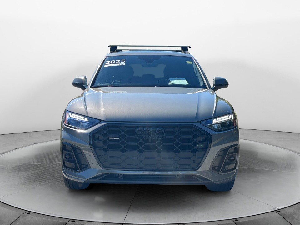 2025 Audi Q5 Premium 45 TFSI S line photo 2