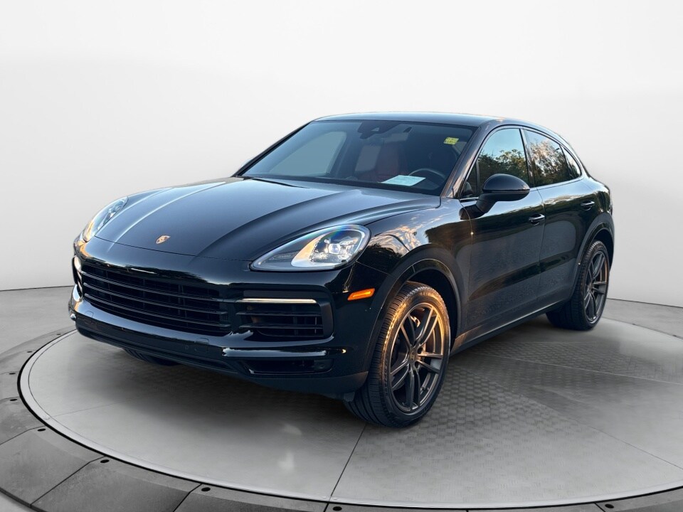 2021 Porsche Cayenne Coupe photo 3