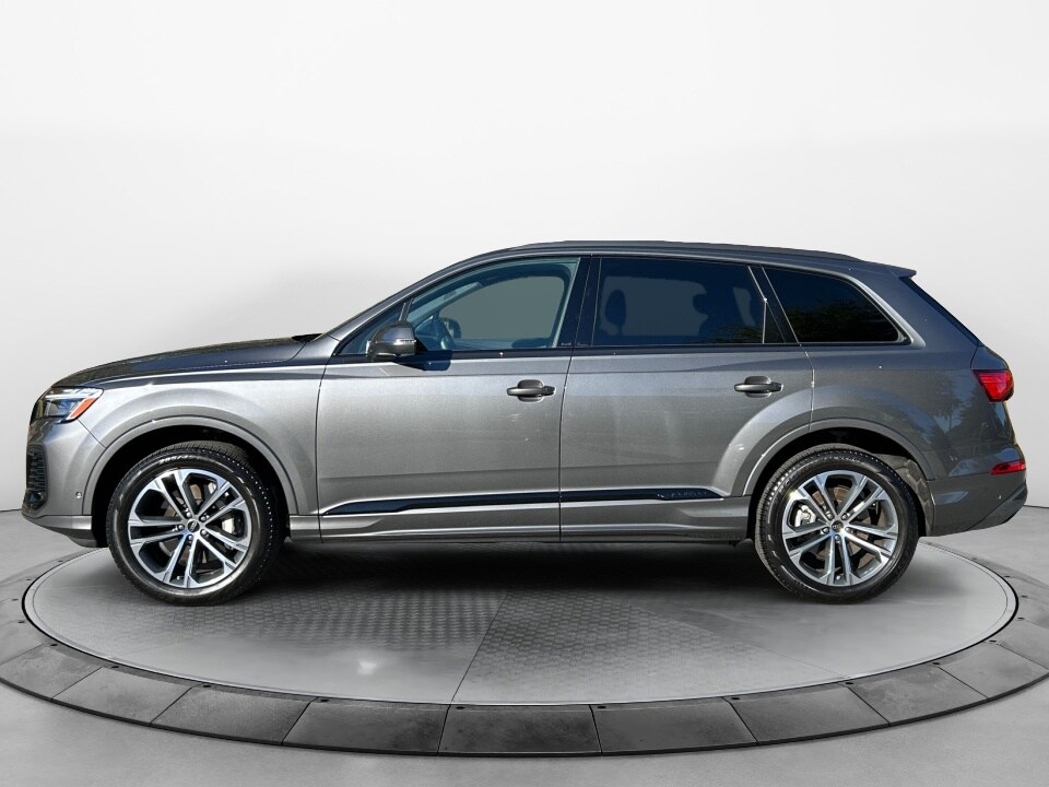 2025 Audi Q7 Premium 45 photo 2