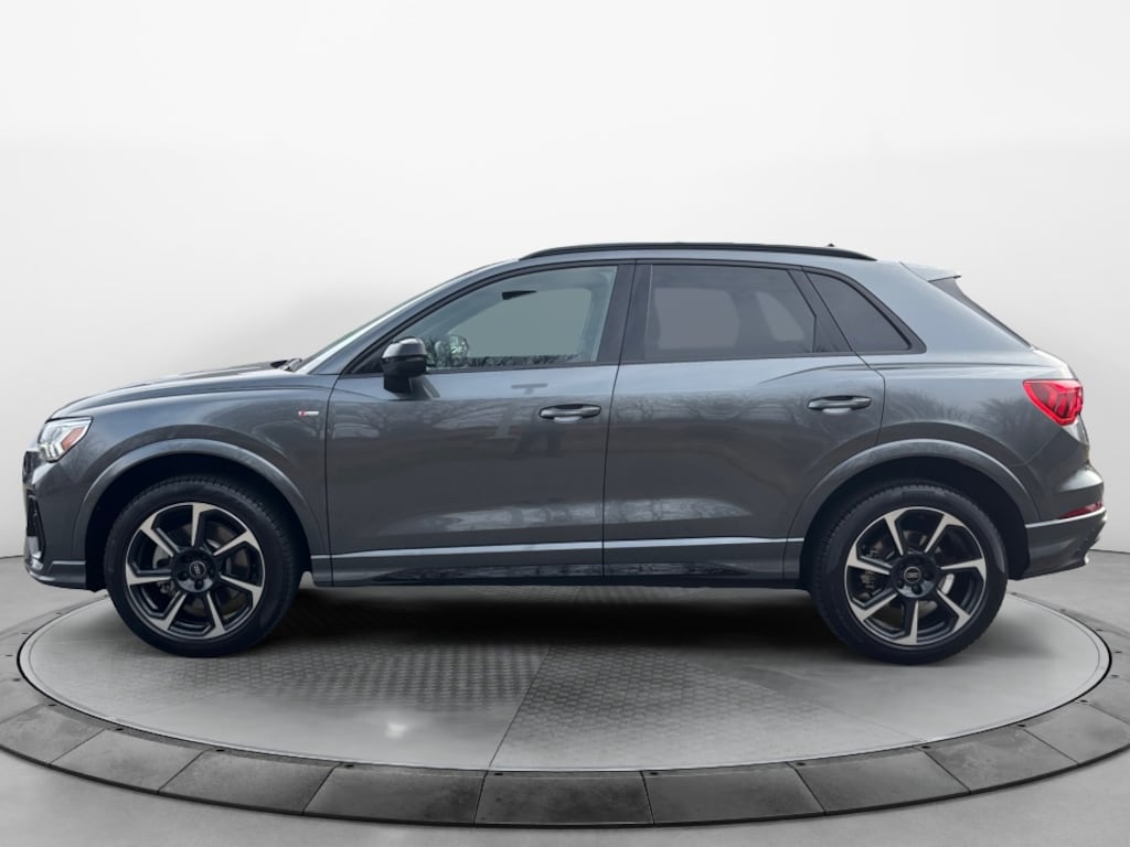 Certified 2025 Audi Q3 Premium 45 TFSI S line quattro Tiptronic SUV