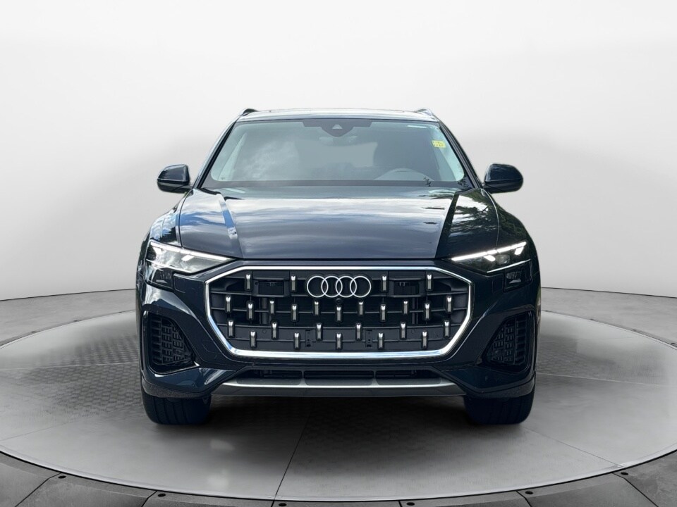 2025 Audi Q8 Premium Plus 55 photo 2
