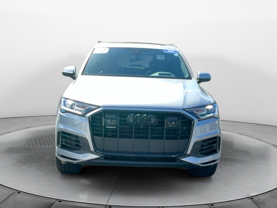 2022 Audi Q7 Prestige 55 photo 2