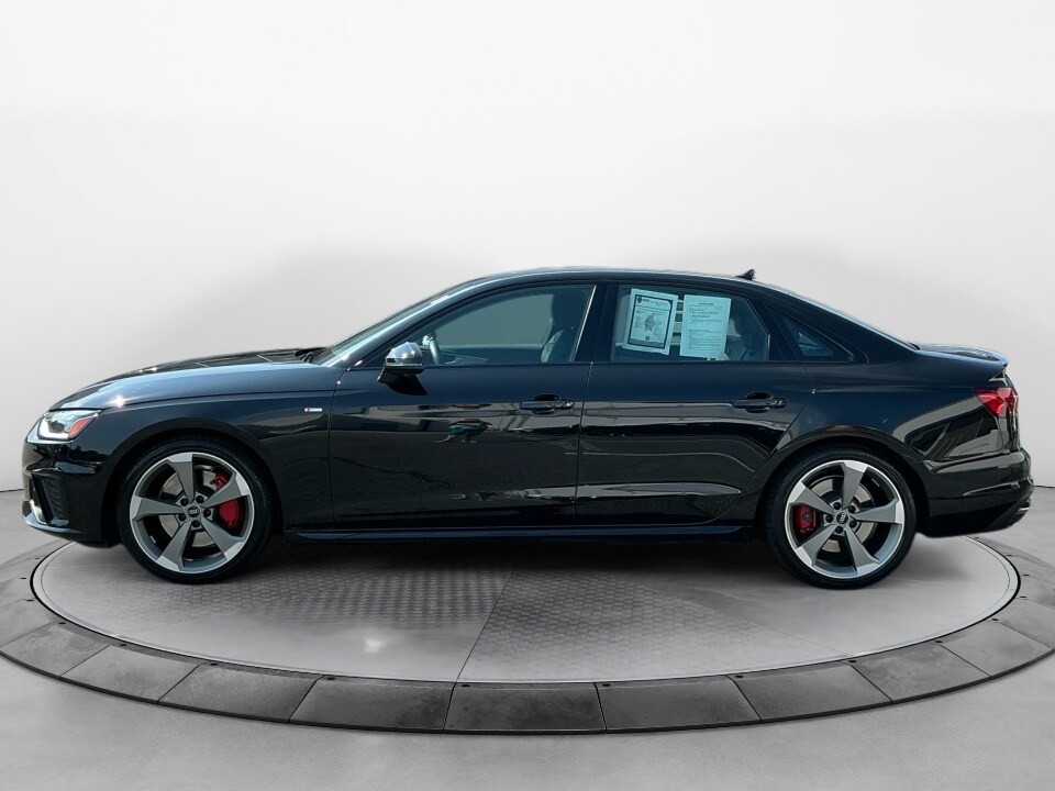 2024 Audi A4 Premium Plus 45 TFSI S line Quattro photo 2