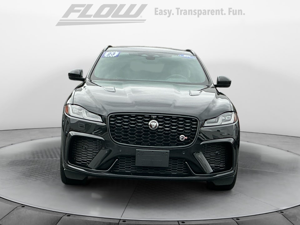 2023 Jaguar F-PACE SVR photo 2