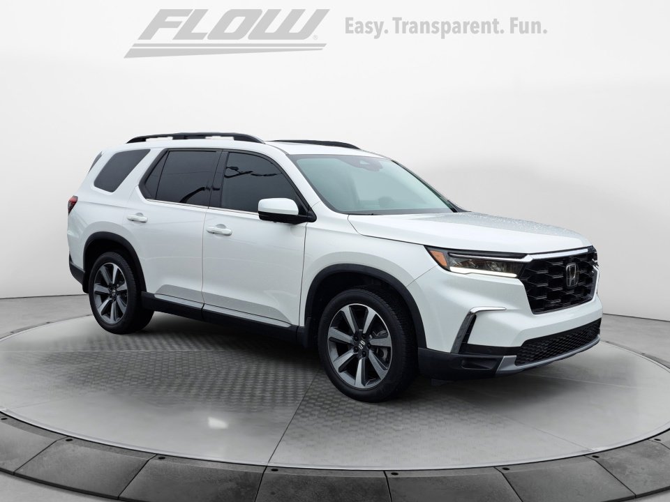 2025 Honda Pilot Elite's photo