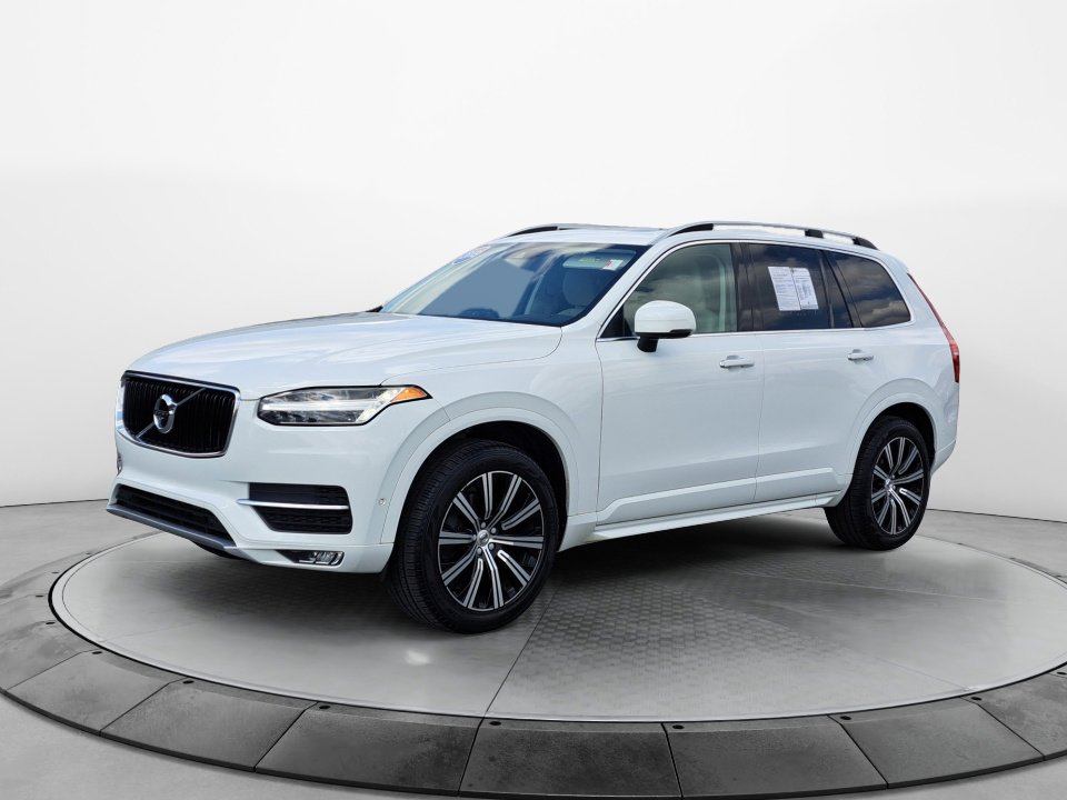 2018 Volvo XC90 T5 Momentum photo 3