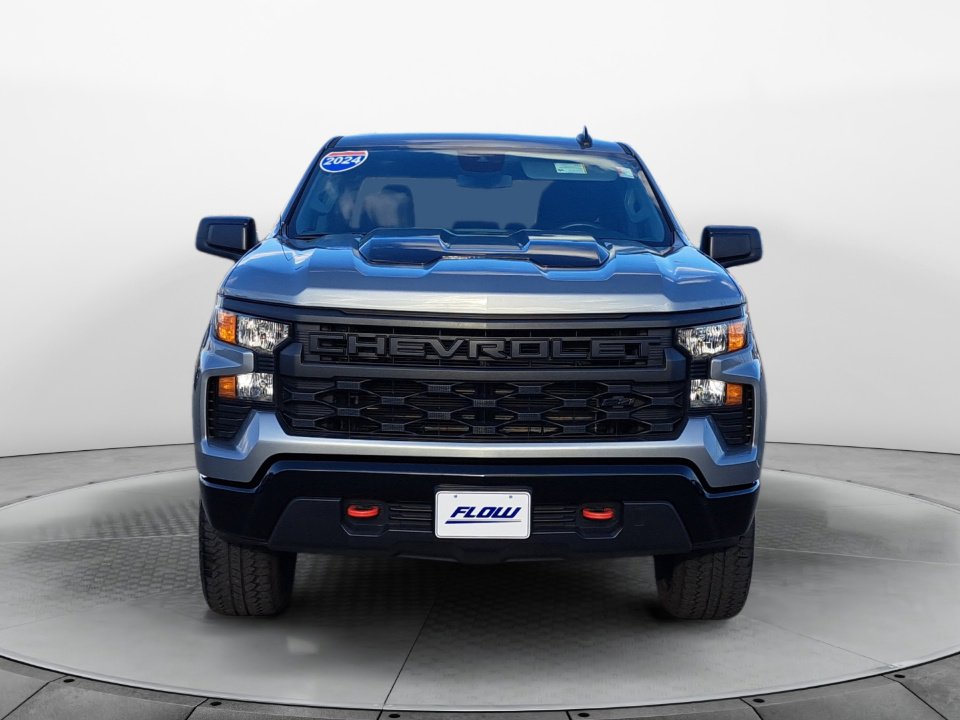 2024 Chevrolet Silverado 1500 Custom Trail Boss photo 2