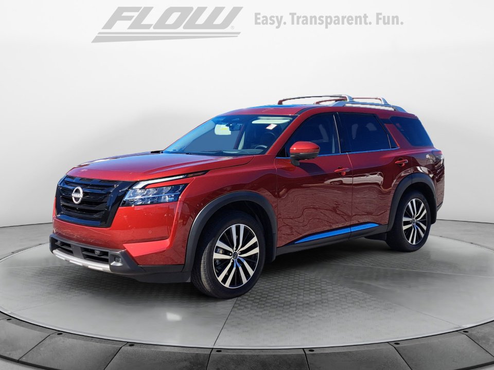 2024 Nissan Pathfinder Platinum photo 3