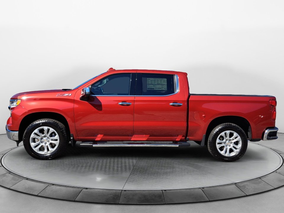 2025 Chevrolet Silverado 1500 LTZ photo 4