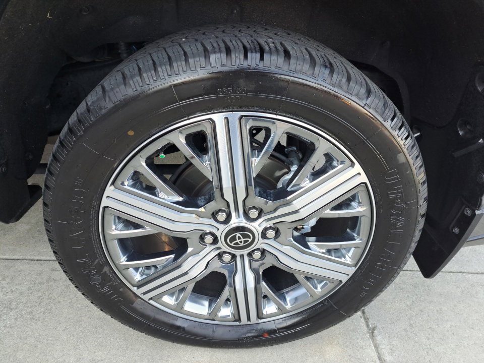 2024 Toyota Sequoia Capstone - Photo 25