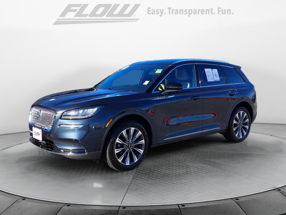 2021 Lincoln Corsair Reserve photo 3