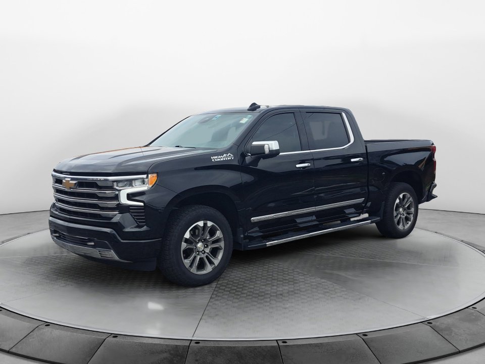 2023 Chevrolet Silverado 1500 High Country photo 2