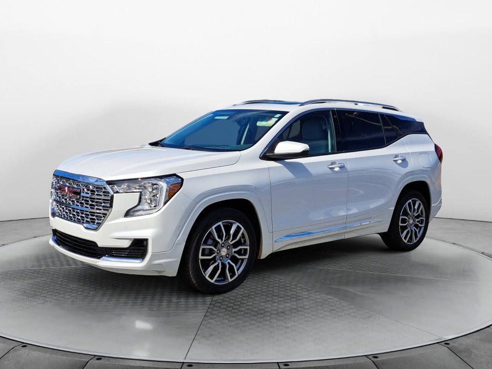 2024 Gmc Terrain Denali photo 3