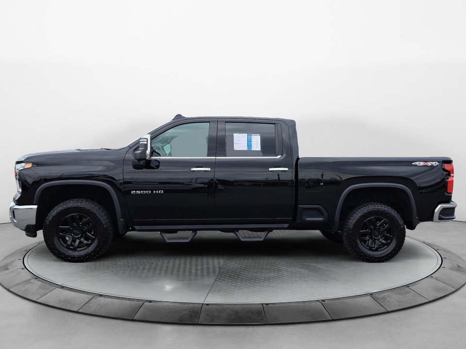 2024 Chevrolet Silverado 2500HD LTZ photo 4