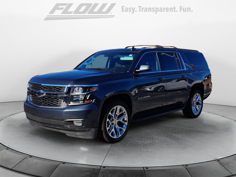 2020 Chevrolet Suburban LT photo 3