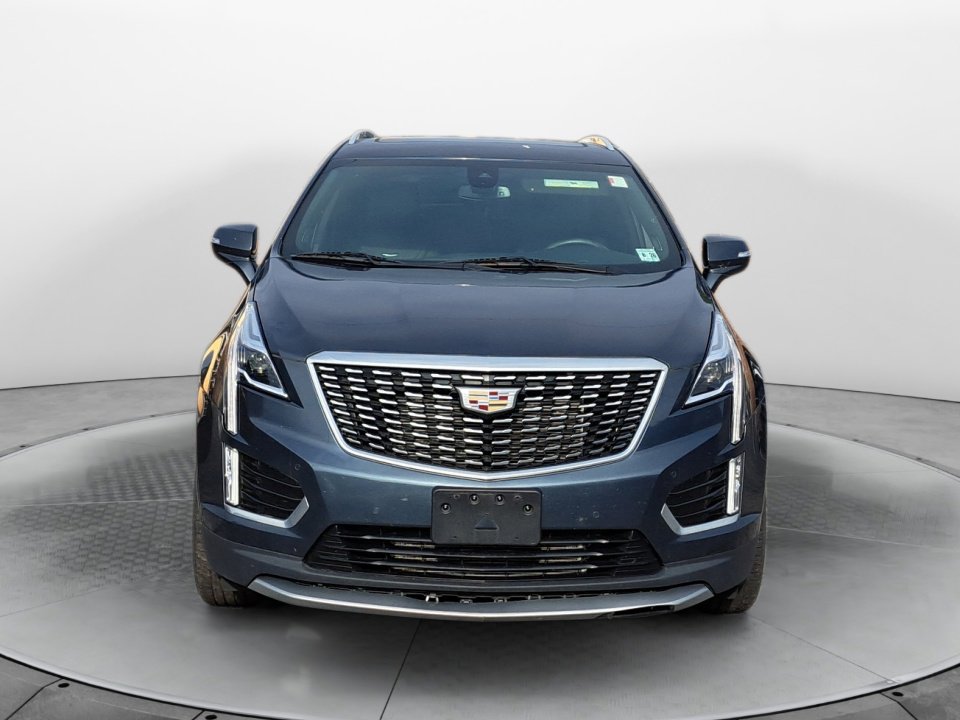 2021 Cadillac XT5 Premium Luxury photo 2