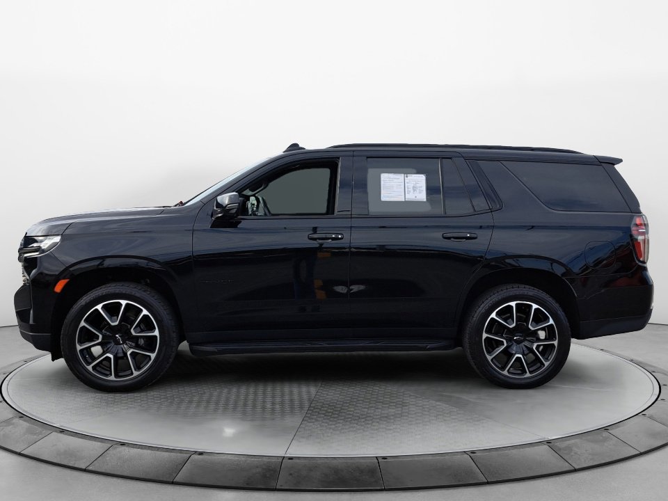 2021 Chevrolet Tahoe RST photo 2