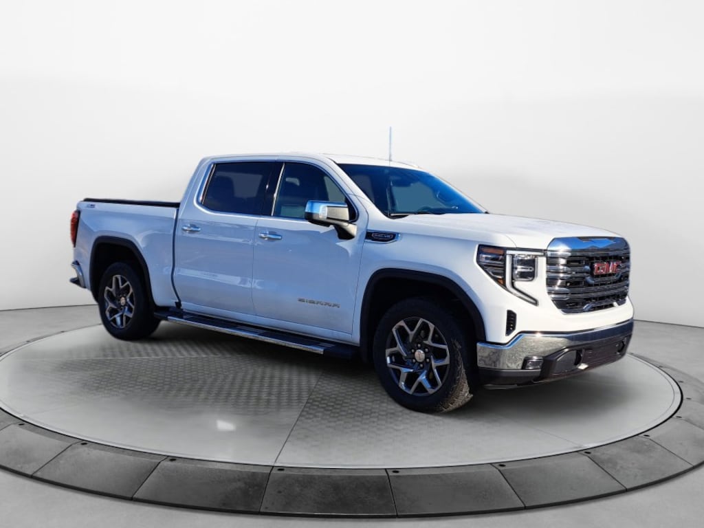Used 2022 GMC Sierra 1500 SLT Truck