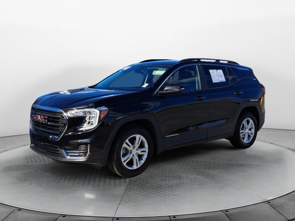 Used 2022 GMC Terrain SLE SUV