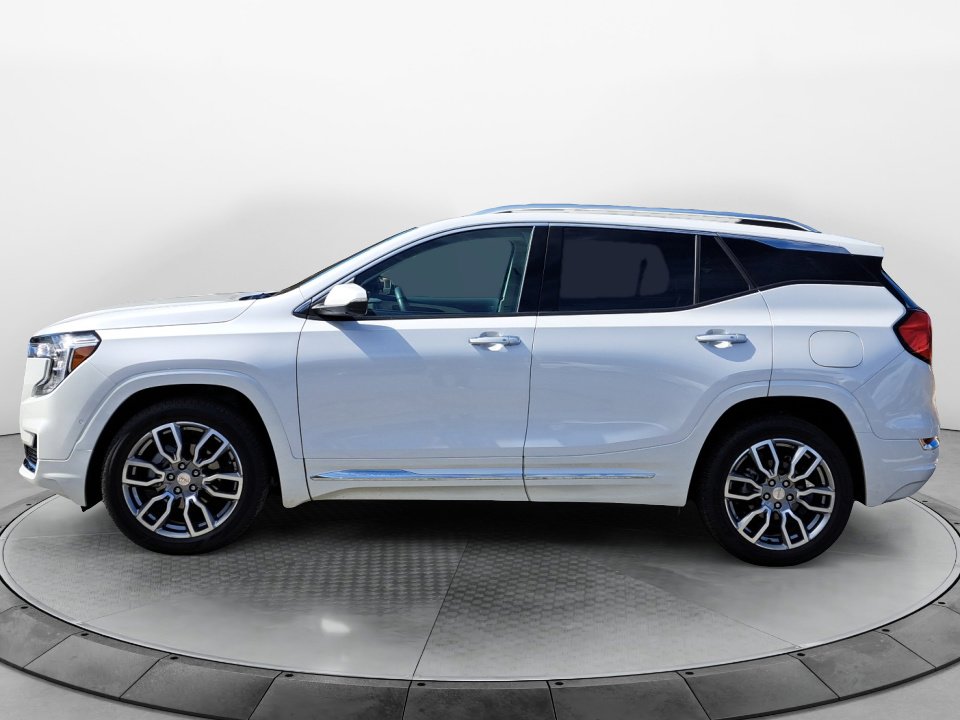 2024 Gmc Terrain Denali photo 4