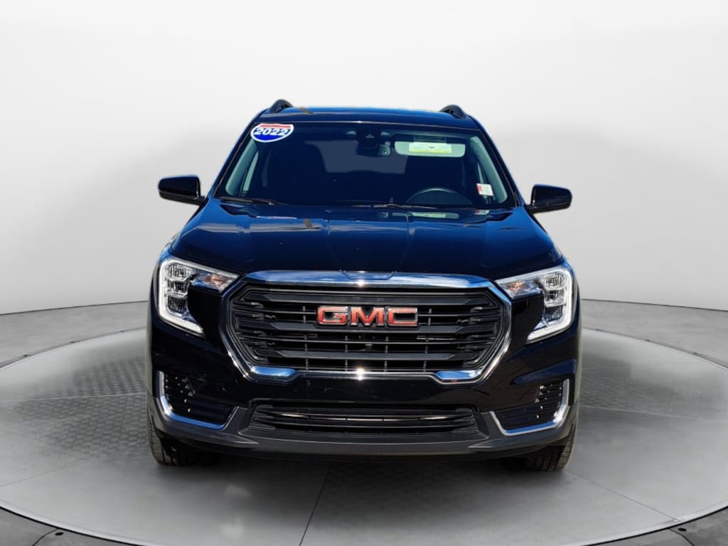 Used 2022 GMC Terrain SLE SUV