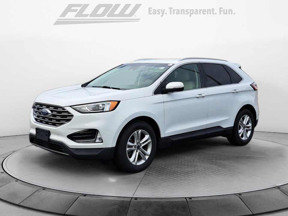 2019 Ford Edge SEL photo 3