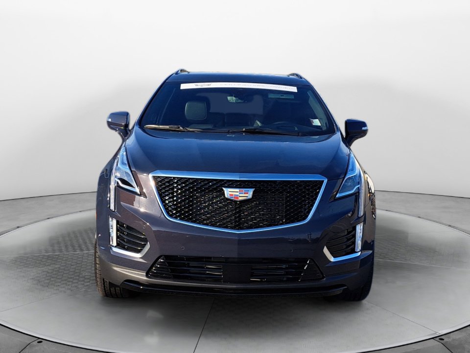 2025 Cadillac XT5 Sport photo 2