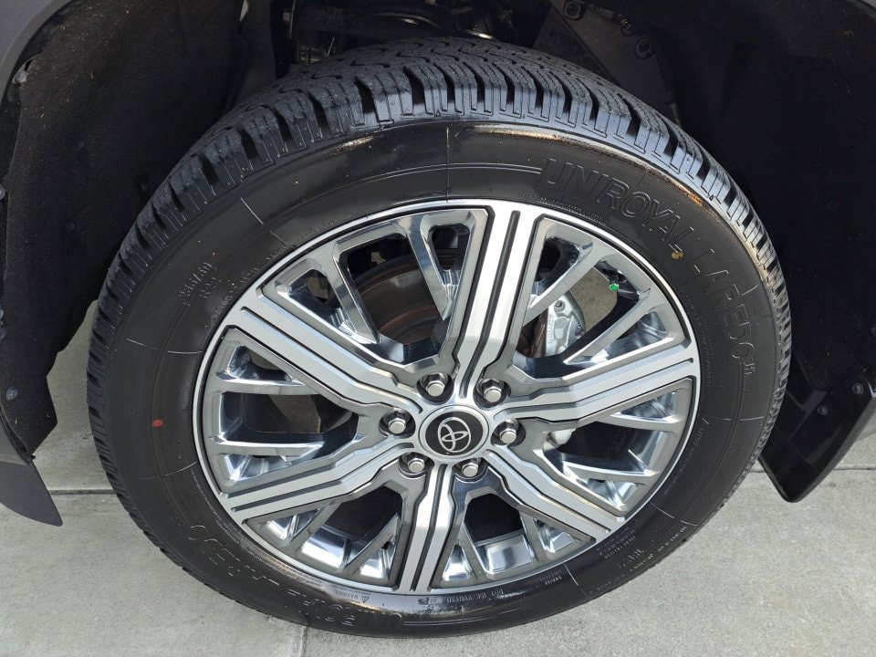 2024 Toyota Sequoia Capstone - Photo 26