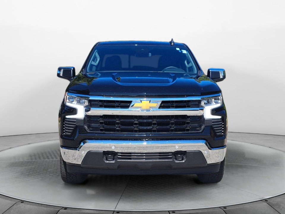 2025 Chevrolet Silverado 1500 LT photo 2