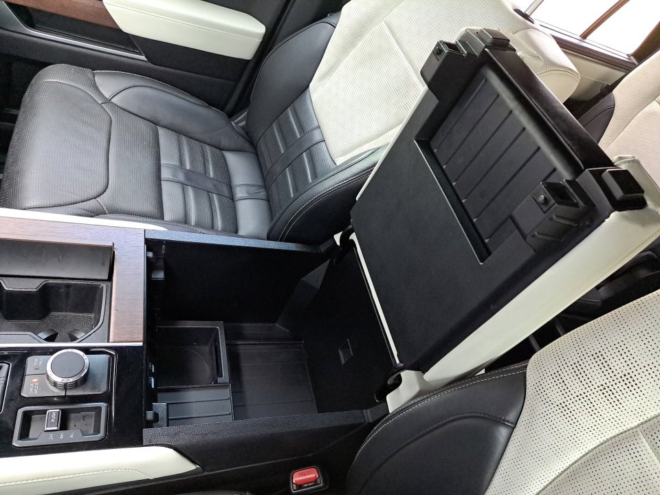 2024 Toyota Sequoia Capstone - Photo 35