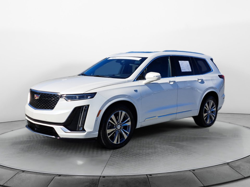 2022 Cadillac XT6 Premium Luxury photo 3