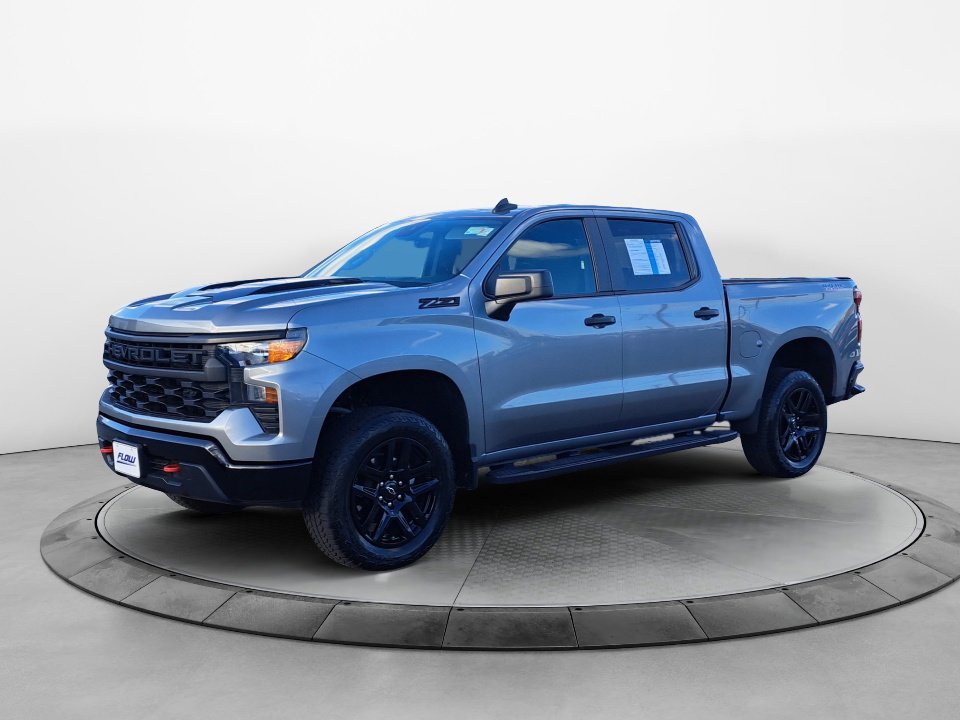 2024 Chevrolet Silverado 1500 Custom Trail Boss photo 3