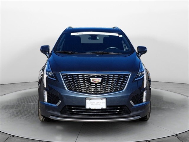 2021 Cadillac XT5 Premium Luxury photo 2