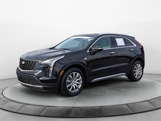 2023 Cadillac XT4 Premium Luxury photo 2