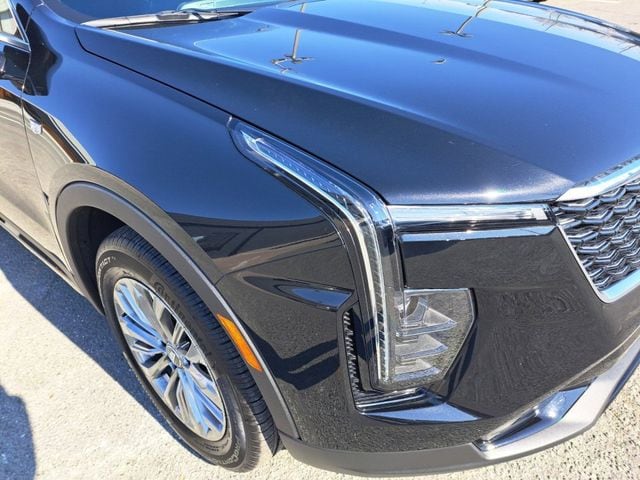 2025 Cadillac XT4 Premium Luxury - Photo 16