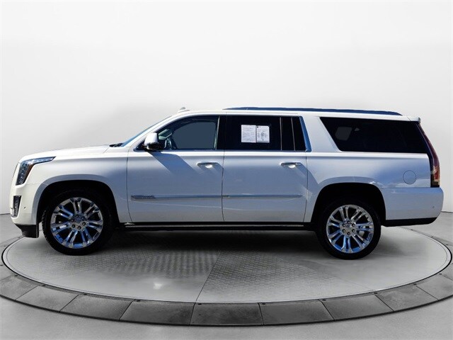 2018 Cadillac Escalade ESV Premium Luxury photo 4