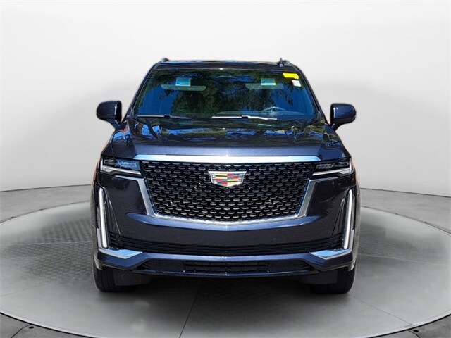 2023 Cadillac Escalade Premium Luxury photo 2