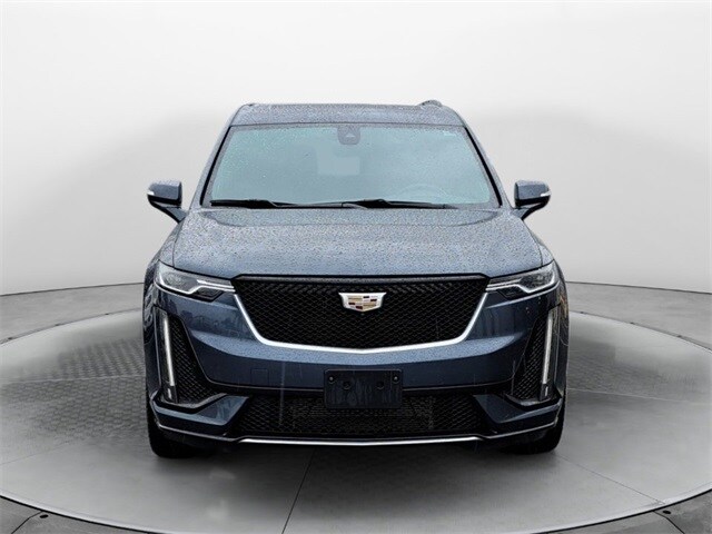 2020 Cadillac XT6 Sport photo 2