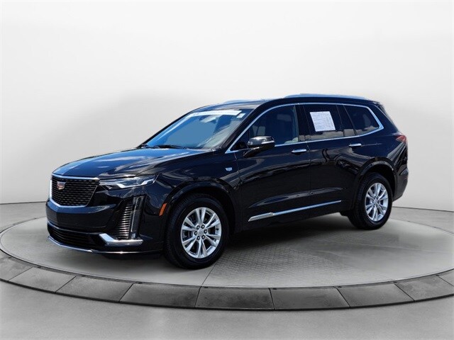 2024 Cadillac XT6 Luxury photo 3