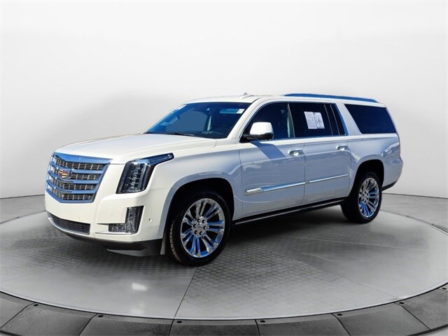 2018 Cadillac Escalade ESV Premium Luxury photo 3