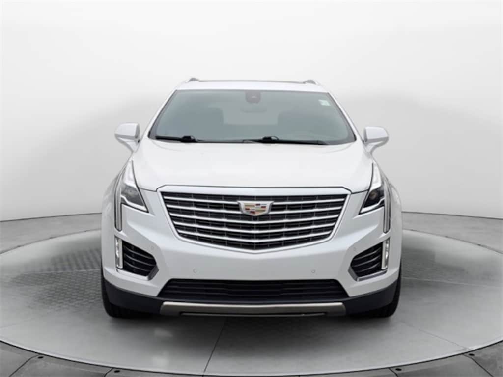 Used 2017 CADILLAC XT5 Platinum SUV