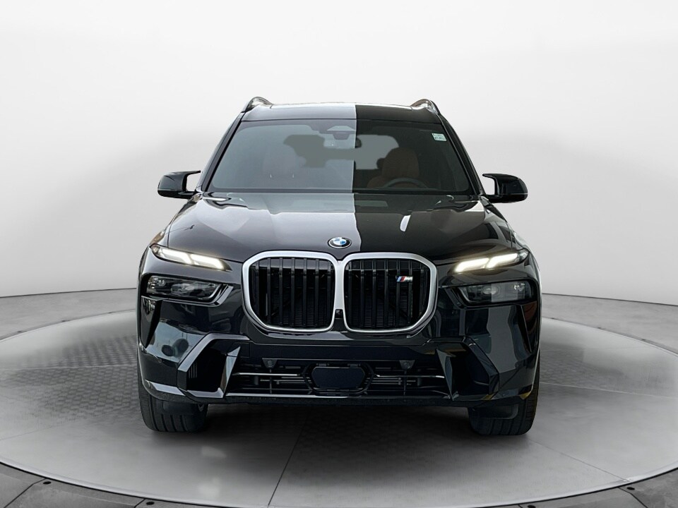 2025 Bmw X7 M60i photo 2