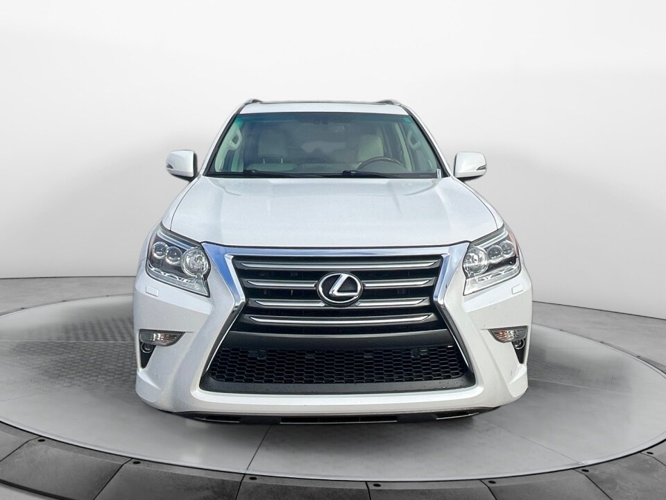 2017 Lexus GX 460 Premium photo 2
