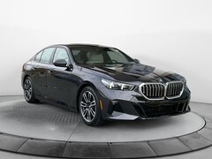 2026 BMW 550e xDrive Sedan