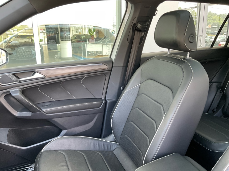2022 Volkswagen Tiguan SEL R-LINE - Photo 32