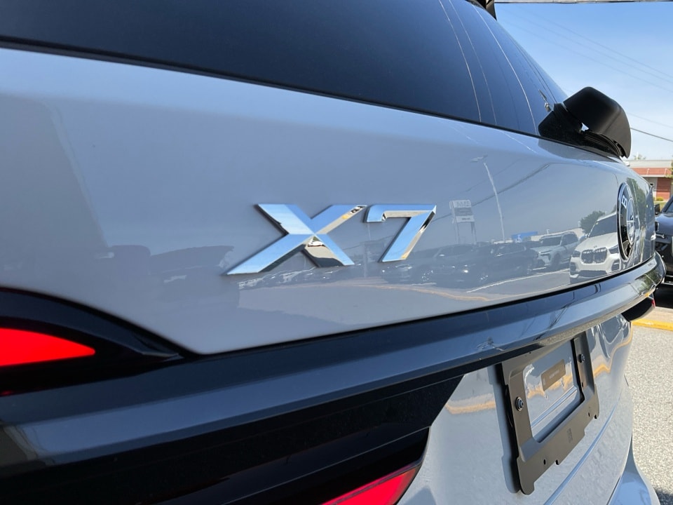 2026 BMW X7 40i - Photo 14