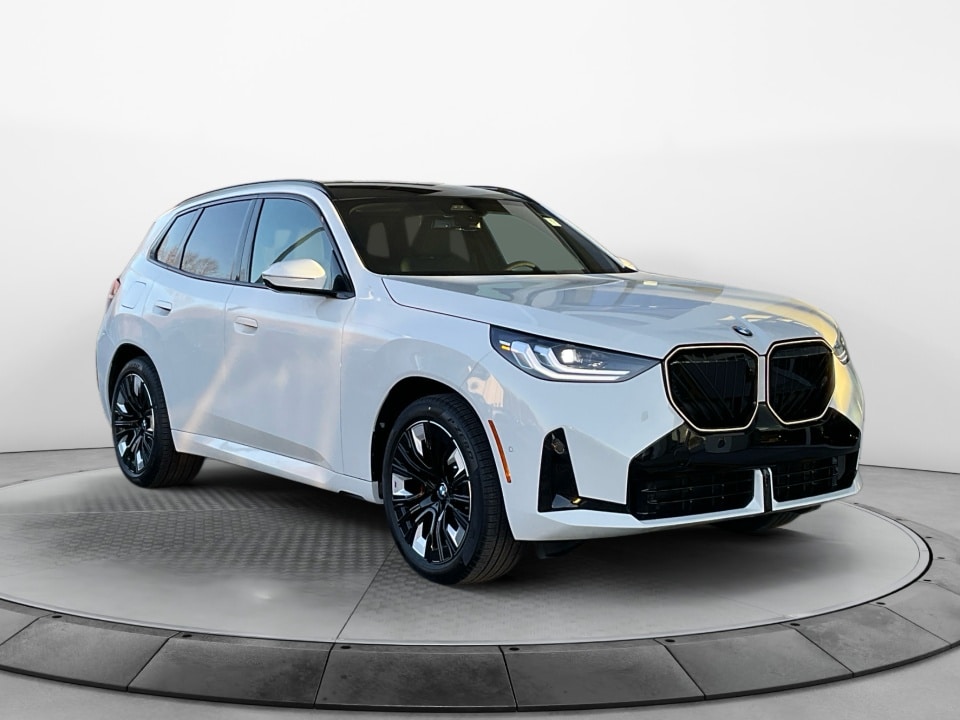 2026 BMW X3 30's photo